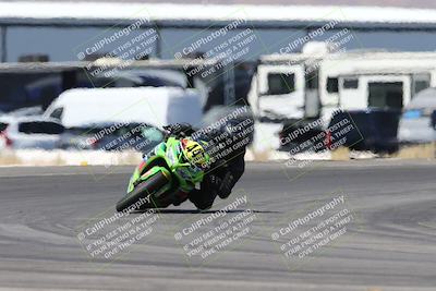 media/Apr-19-2025-CVMA (Sat) [[586b59ad56]]/Race 10-Amateur Supersport Middleweight/